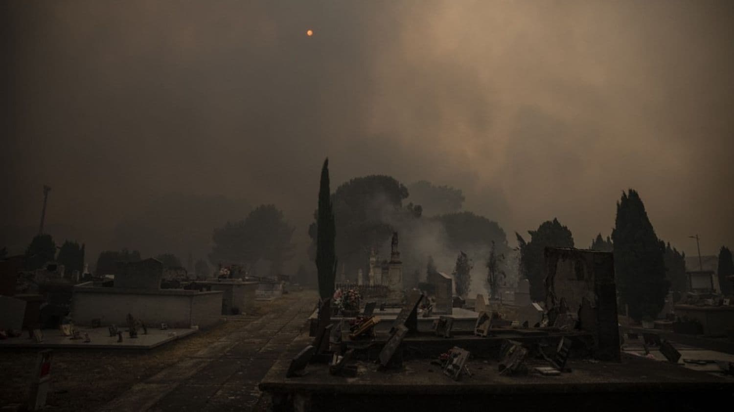 Quels sont les risques pour la santé des fumées générées par les incendies, et comment s'en protéger ?